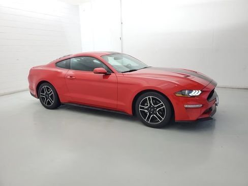 Used 2020 Ford Mustang Premium RWD image 4