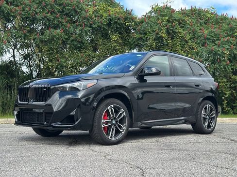 New 2026 BMW X1 M35i w/ Technology Package AWD/4WD image 3