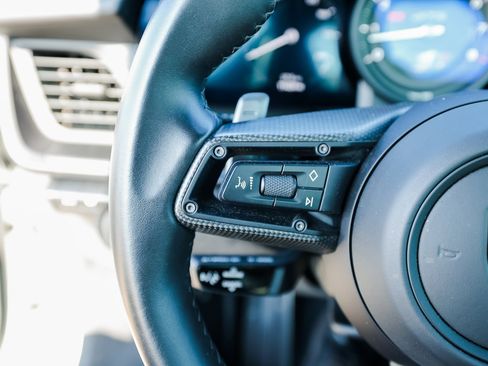 Certified 2024 Porsche 911 Carrera GTS image 17