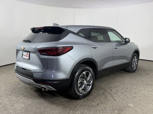 Used 2025 Chevrolet Blazer LT AWD/4WD image 7