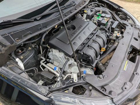 Used 2019 Nissan Sentra SV w/ Special Edition Package image 16