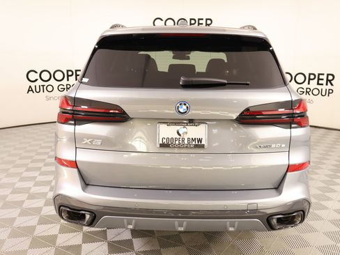 New 2026 BMW X5 xDrive50e w/ M Sport Package AWD/4WD image 23