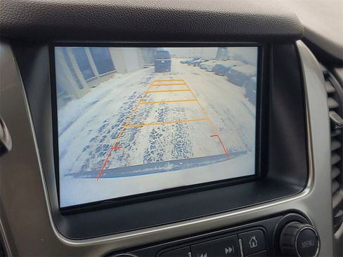 Used 2016 Chevrolet Suburban LT image 31