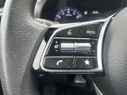 Certified 2024 Kia Forte LXS w/ LXS Technology Package FWD image 11