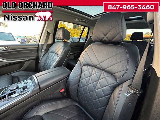 Used 2024 BMW X7 xDrive40i AWD/4WD image 17