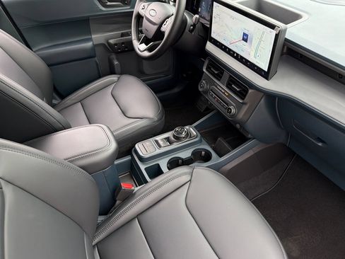 New 2026 Ford Maverick Lariat w/ Black Appearance Package AWD/4WD image 16
