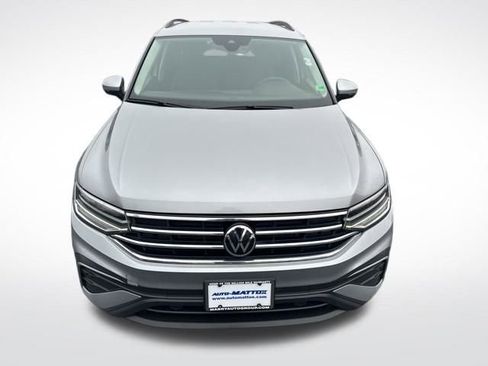 Used 2024 Volkswagen Tiguan S image 9