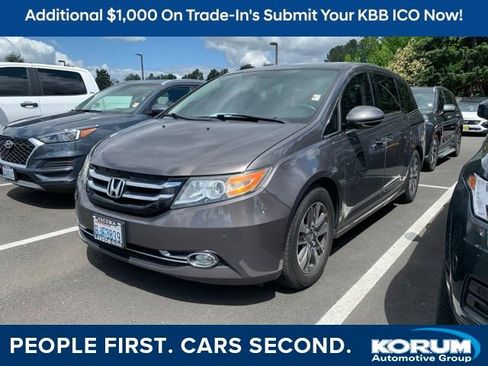 Used 2016 Honda Odyssey Touring image 1