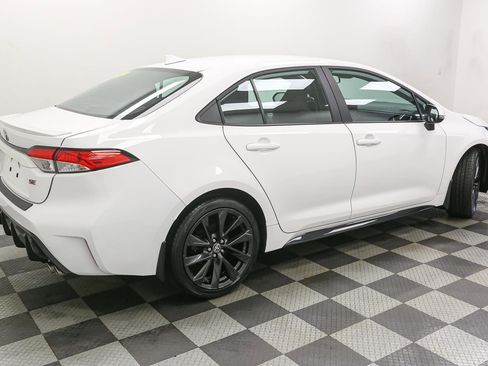 Used 2023 Toyota Corolla SE w/ Carpet Mat Package (TMS) FWD image 8