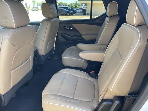 Used 2023 Chevrolet Traverse Premier AWD/4WD image 13