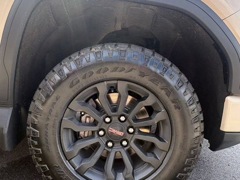 Used 2022 GMC Sierra 1500 AT4X AWD/4WD image 12