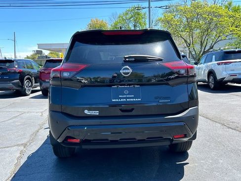 Certified 2023 Nissan Rogue SV w/ SV Premium B Package AWD/4WD image 3