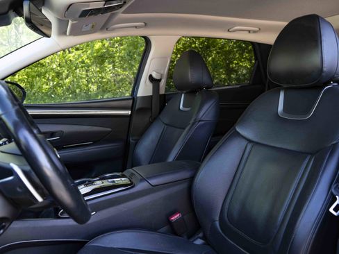 Used 2022 Hyundai Tucson Limited w/ Cargo Package image 17