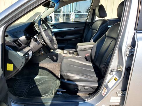 Used 2012 Subaru Legacy 2.5i Premium AWD/4WD image 4