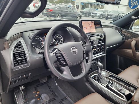 Used 2022 Nissan Armada Platinum w/ Captain's Chairs Package image 11