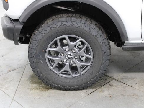 New 2025 Ford Bronco Badlands image 17