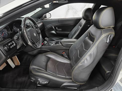 Used 2012 Maserati GranTurismo MC image 22