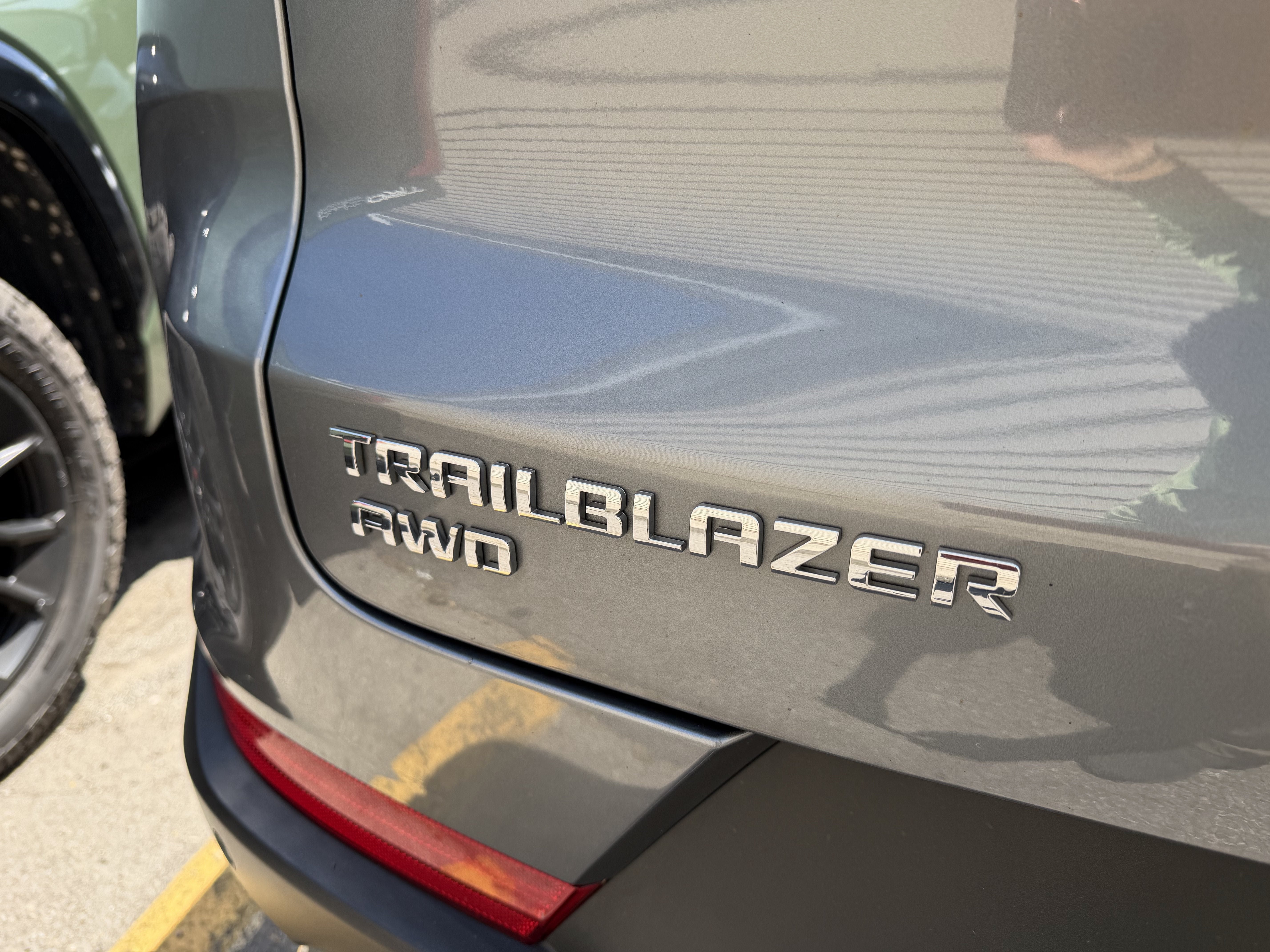 Used 2021 Chevrolet TrailBlazer LT w/ Convenience Package AWD/4WD image 8