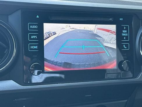 Used 2016 Toyota Tacoma TRD Off-Road w/ Towing Package RWD image 21