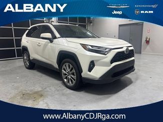 Used 2022 Toyota RAV4 XLE Premium FWD video 1
