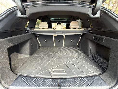 Certified 2025 BMW X3 xDrive30i w/ M Sport Package image 16