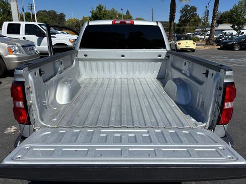 Used 2016 GMC Sierra 1500 SLE w/ SLE Value Package image 9