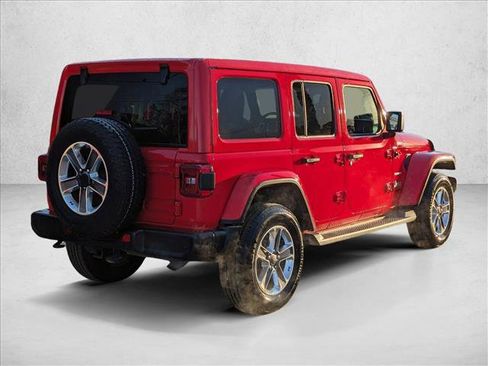 Used 2021 Jeep Wrangler Unlimited Sahara image 5