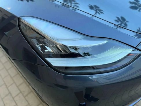 Used 2024 Tesla Model Y Long Range AWD/4WD image 32