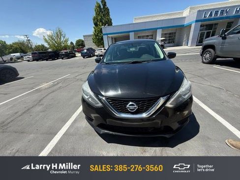 Used 2019 Nissan Sentra S FWD image 1