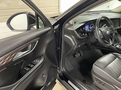 Used 2023 Buick Envision Avenir AWD/4WD image 10