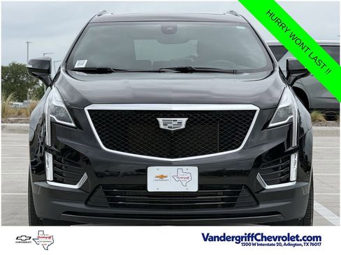 Used 2024 Cadillac XT5 Sportv w/ Platinum Package AWD/4WD image 7