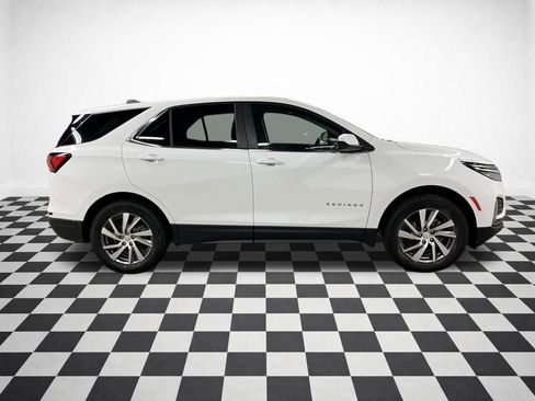 Certified 2024 Chevrolet Equinox LT AWD/4WD image 2