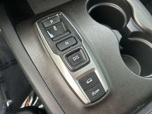 Used 2022 Honda Pilot TrailSport image 20