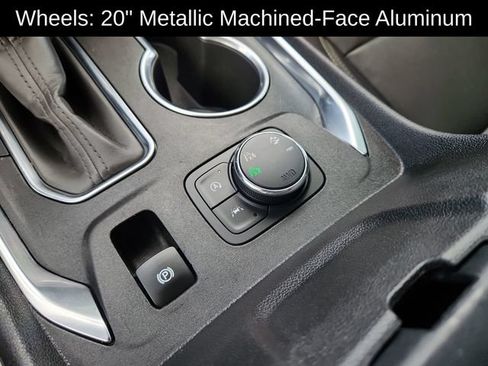 Used 2022 Chevrolet Traverse Premier w/ LPO, Floor Liner Package AWD/4WD image 47