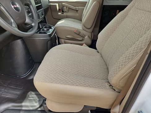 New 2026 GMC Savana 2500 Extended RWD image 9