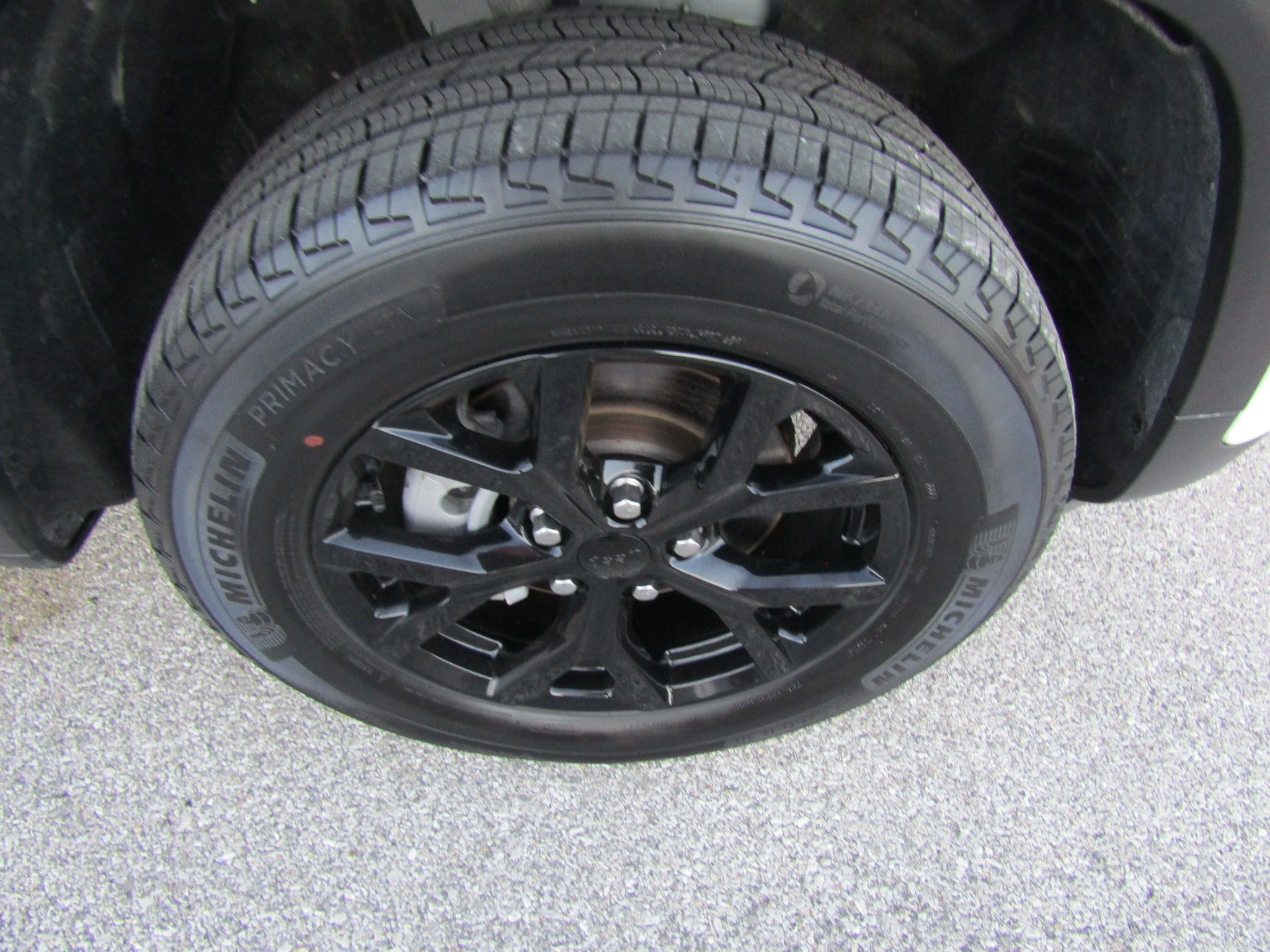 Used 2024 Jeep Grand Cherokee Altitude AWD/4WD image 12
