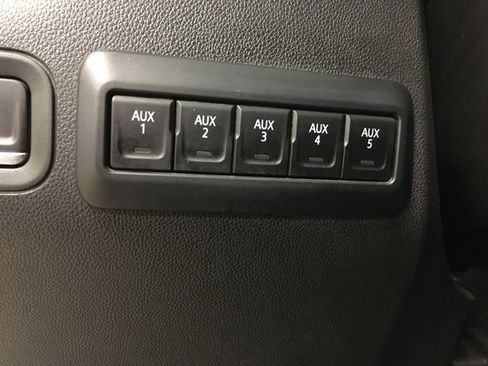 Used 2020 Chevrolet Silverado 3500 LT w/ All Star Edition image 34