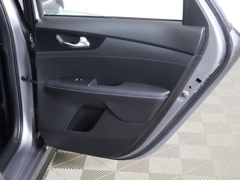 Used 2023 Kia Forte GT-Line image 24