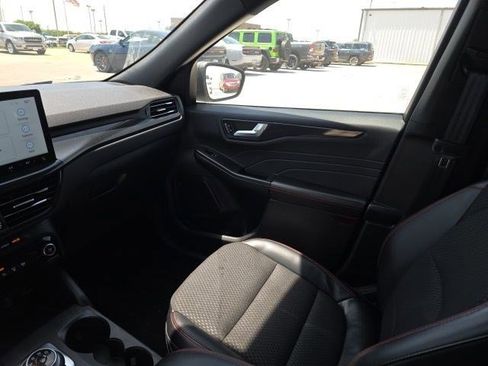 Used 2023 Ford Escape ST-Line w/ Tech Pack #1 AWD/4WD image 27