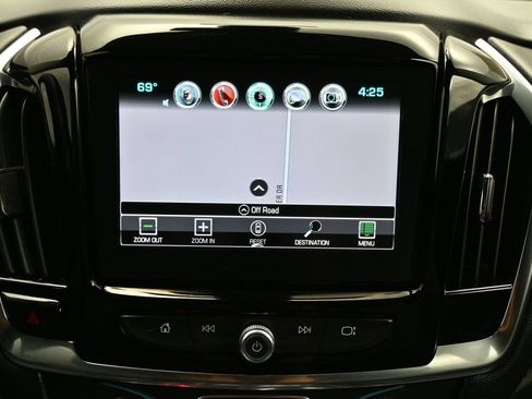 Used 2019 Chevrolet Traverse RS AWD/4WD image 19