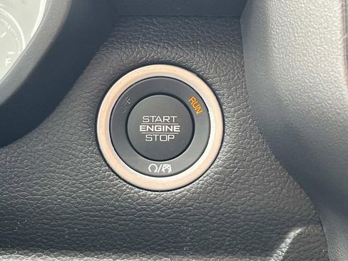 Used 2025 RAM 1500 Big Horn AWD/4WD image 39