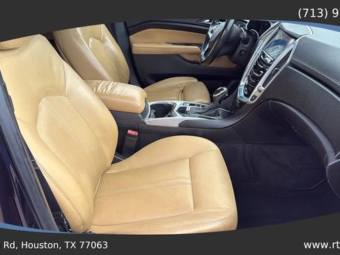 Used 2014 Cadillac SRX Luxury w/ Driver Awareness Package image 38