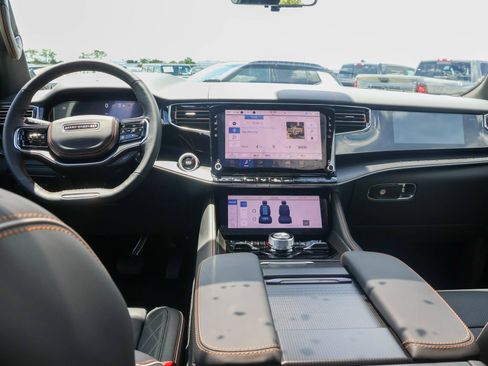 New 2026 Jeep Grand Wagoneer Summit AWD/4WD image 22