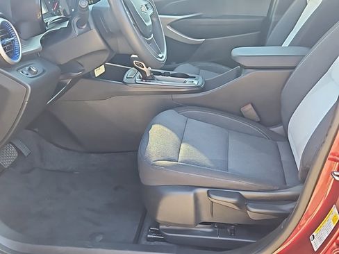 Used 2024 Chevrolet Trax LS w/ LS Convenience Package image 10