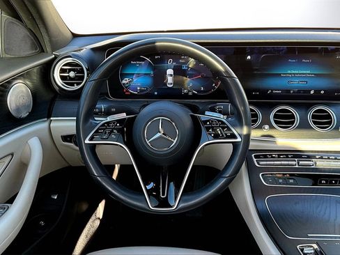 Used 2022 Mercedes-Benz E 350 Sedan image 10