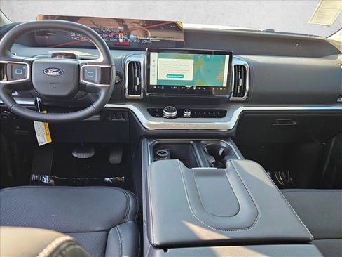 New 2026 Ford Expedition Platinum AWD/4WD image 15