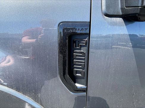 Used 2021 Ford F250 Lariat AWD/4WD image 31