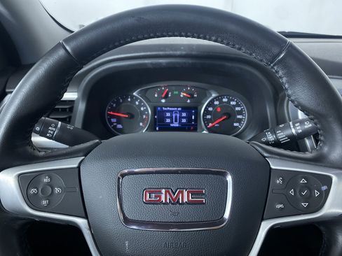 Certified 2020 GMC Acadia SLE image 3
