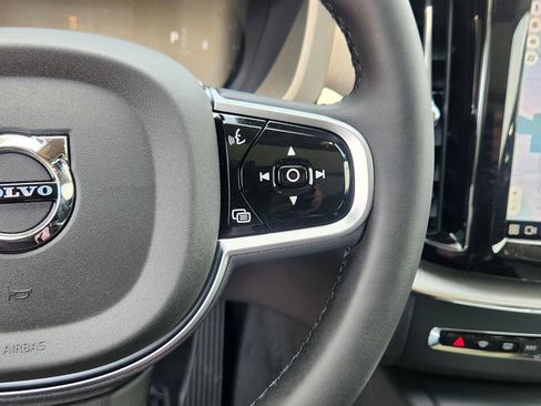 New 2025 Volvo XC60 B5 Plus w/ Protection Package Premier image 9