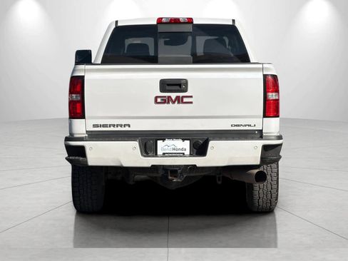 Used 2019 GMC Sierra 3500 Denali AWD/4WD image 7